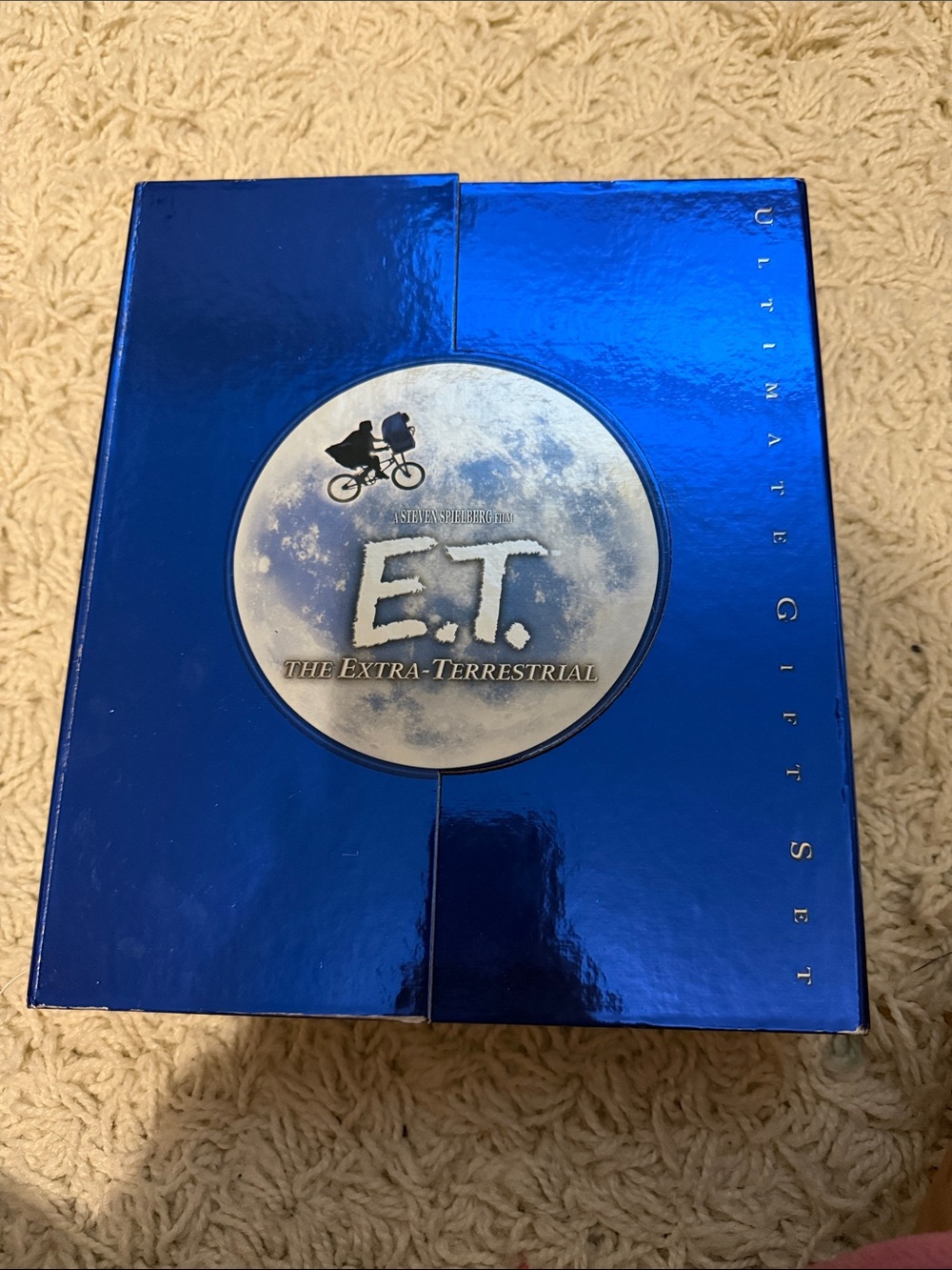 Universal Blue E.T. The Extra-Terrestrial Collectible Box Set